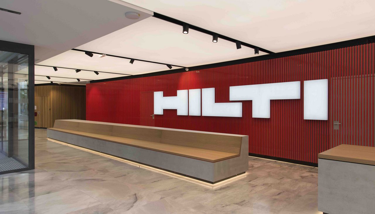 Hall d'entrée du siège de Hilti France